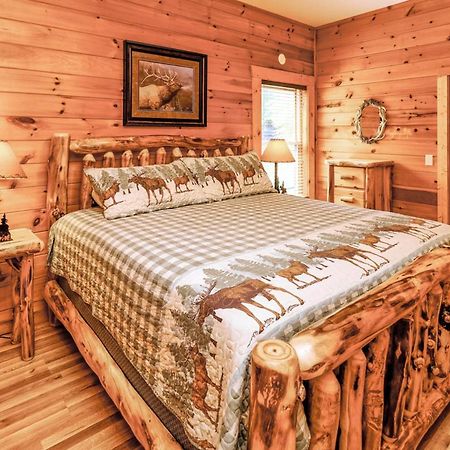 Firefly Nights Villa Пиджен Фордж Екстериор снимка