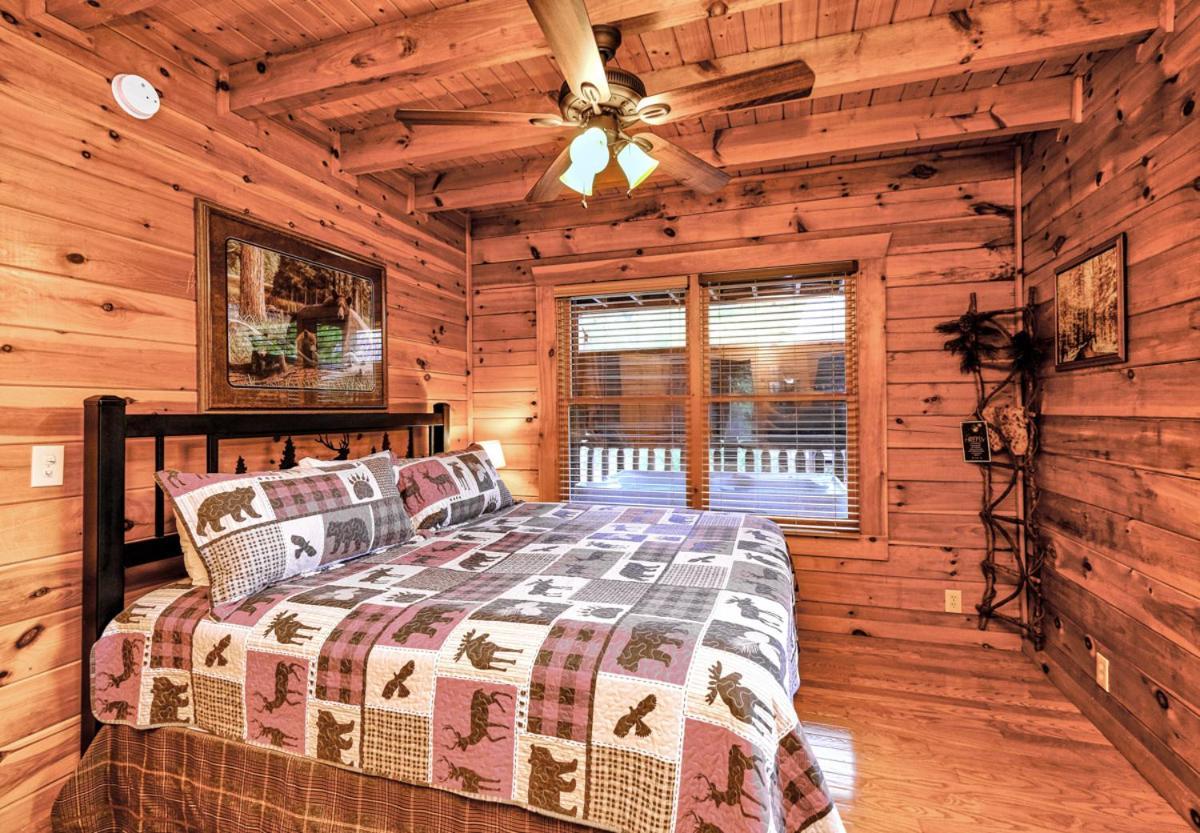 Firefly Nights Villa Пиджен Фордж Екстериор снимка