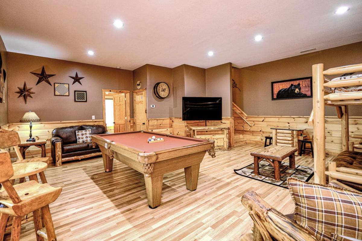 Firefly Nights Villa Пиджен Фордж Екстериор снимка